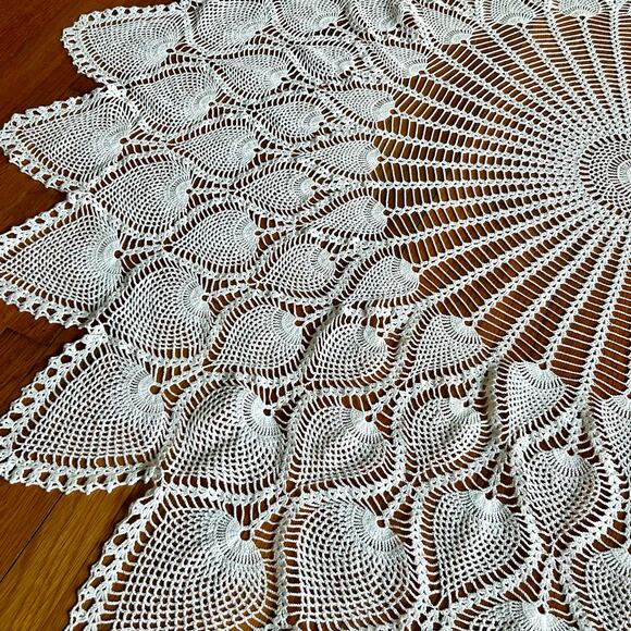 Vintage Hand-Crocheted Round Lace Tablecloth – 64” Peacock Pattern - Picture 2 of 10